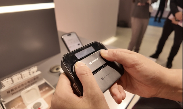 AI����ǧ�а�ҵһ�߹۲����AI��ҽ����е���������ԡ�