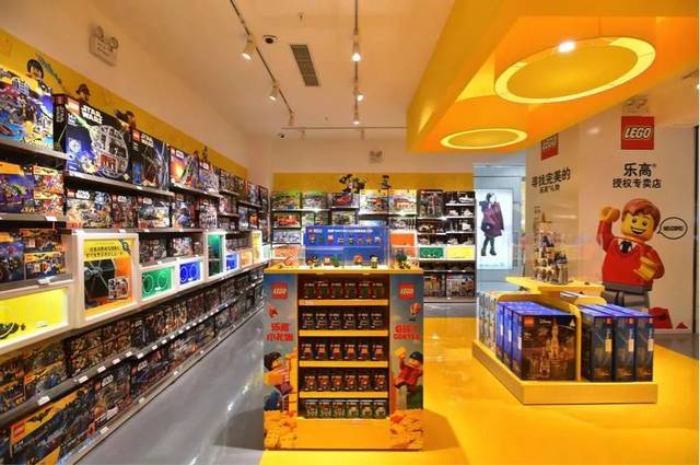 乐高集团高级副总裁:今年在华品牌零售店将达300家