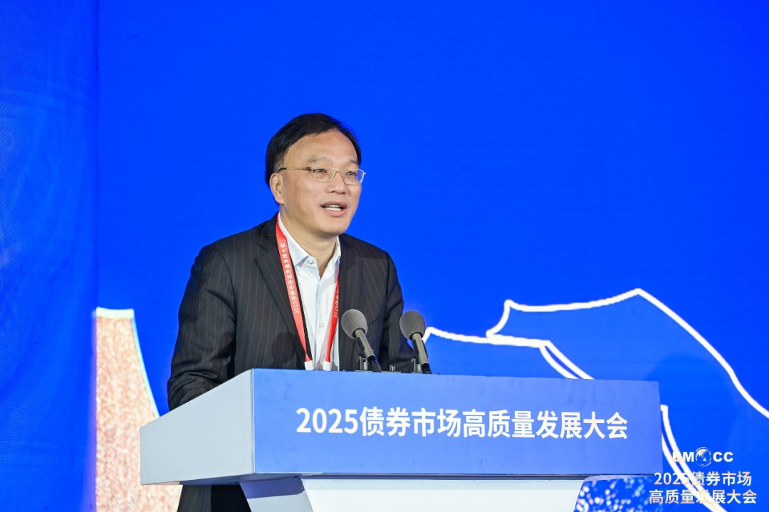 ��������ӣ����ۼƷ�����Ϸ��и���ծȯ��6000��Ԫ