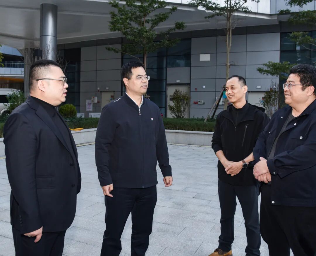 ������������Ҫ�쵼�������ݰ�ȫ��ҵ��չ����ҵ԰����׼�����衢��ʳ��ȫ�ȹ���