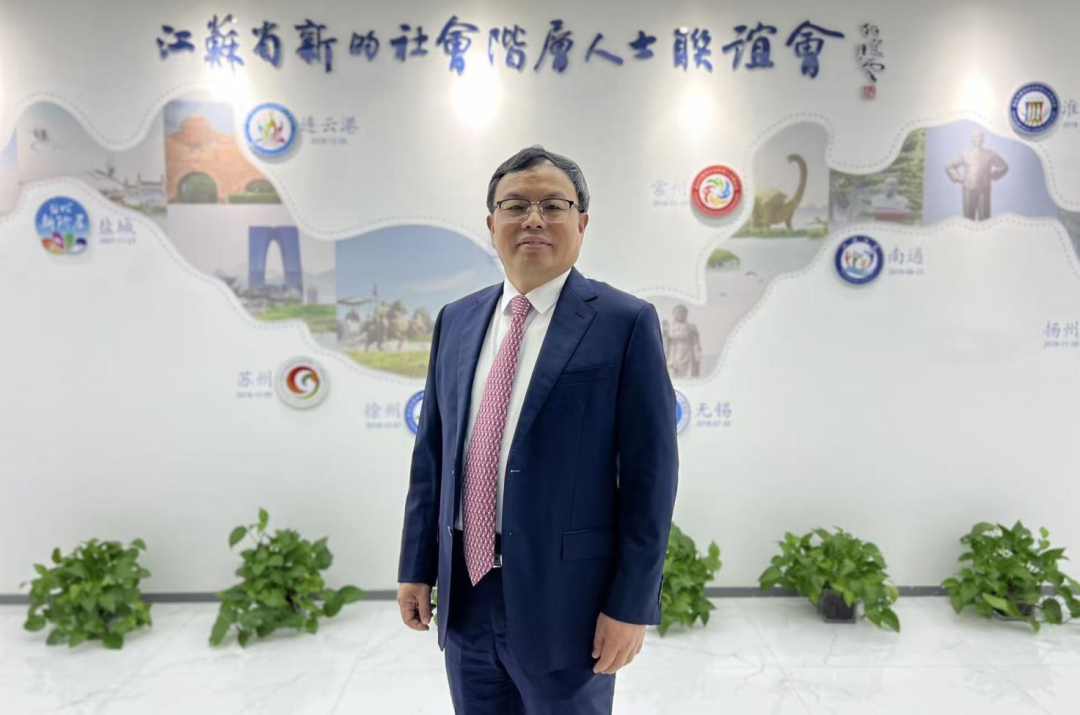 κ���ɣ������������½ײ���ʿְҵ��չ������ֵʵ�ֵ��ж�ָ��