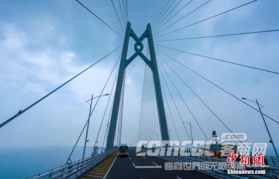 港珠澳大桥为大湾区交通网补上“最强”拼图