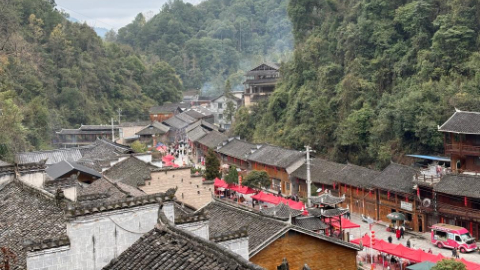 �����Ŵ�ح����Ң�Ϲ�կ���Ŵ����ˣ�ɽˮ���������