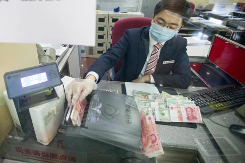 3��24������Ҷ���Ԫ�м�۱�6.8943 �ϵ�98������