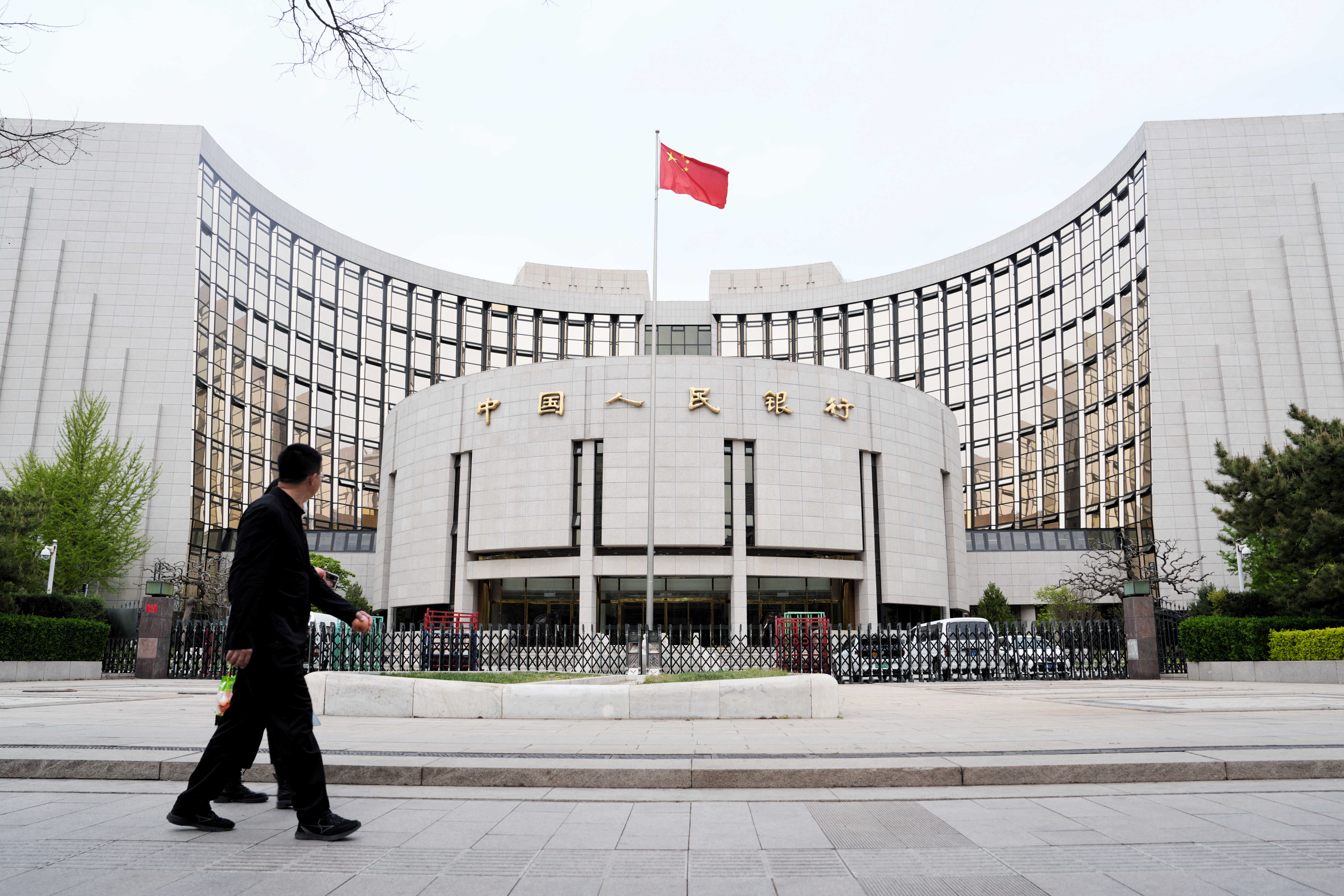 3��4�����п�չ405��Ԫ7������ع�����